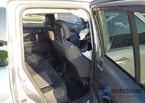 2016 Jeep Compass Sport из США, поврежденный, VIN 1C4NJDBB9GD713863